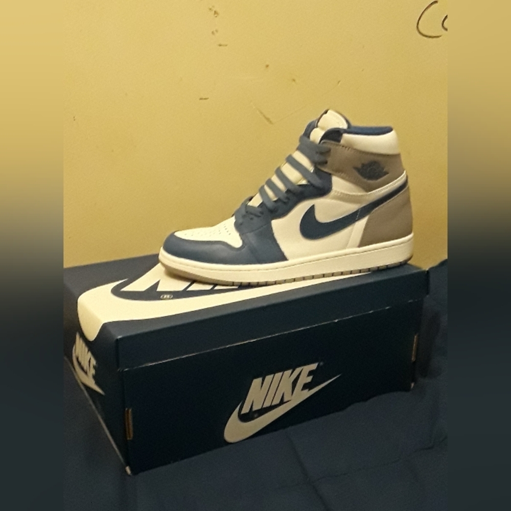 [SOLD] GREYS(MENS] [SOLD]